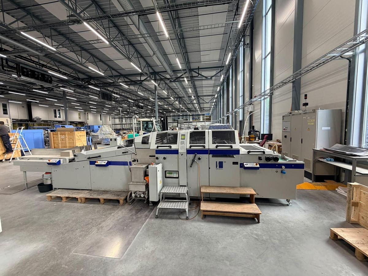 KOLBUS DA 270 mit Pappenschneideinrichtung PS