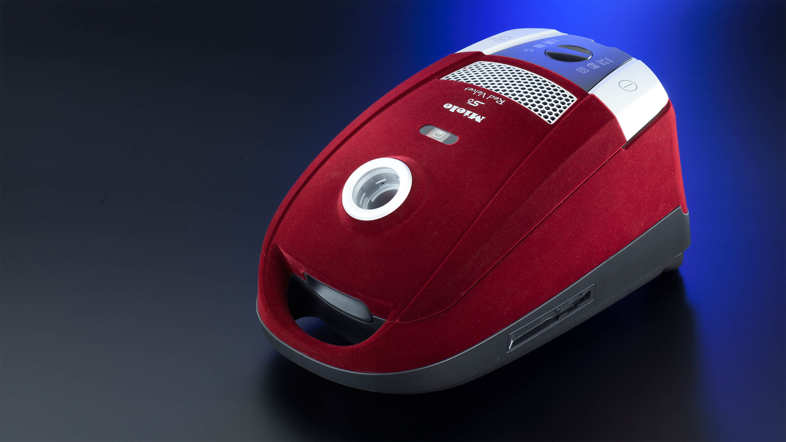 Flocked vacuum cleaner