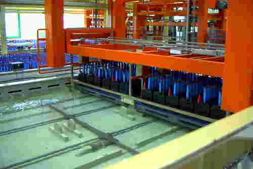 Industrieanlage aus korrosionsbeständigen Kunststoffen