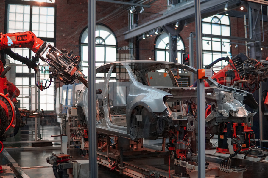 Automotive: Mess- und Prüfsysteme für OEMs