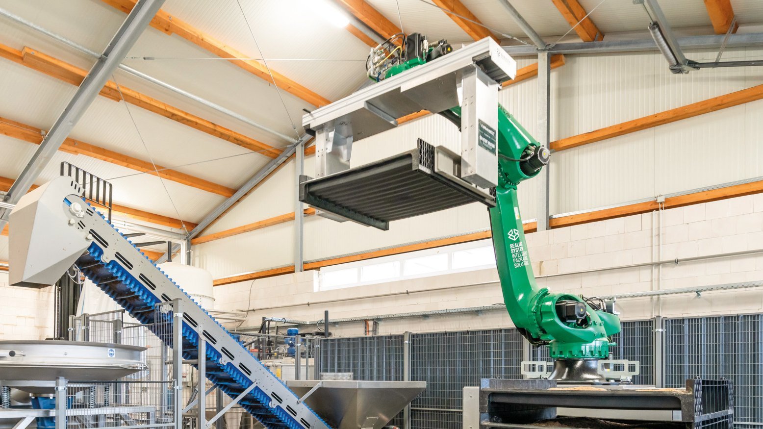 Anlagentechnik für die Insektenmast