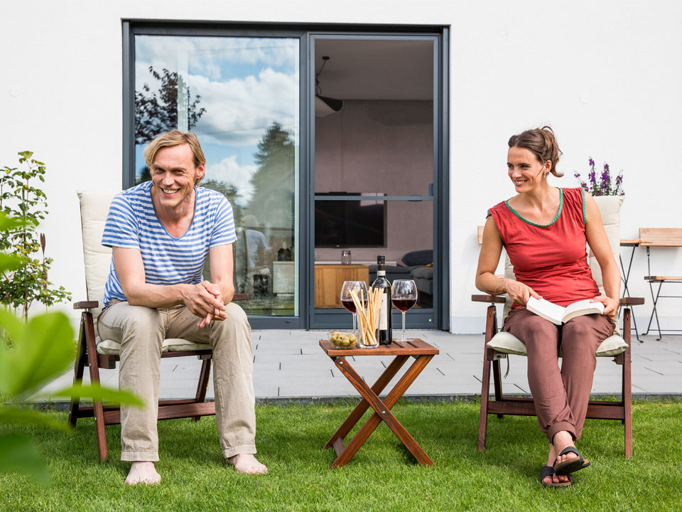 Insektenschutz für Balkon- und Terrassentüren (Drehrahmen, Pendeltüren, Schiebetüren)