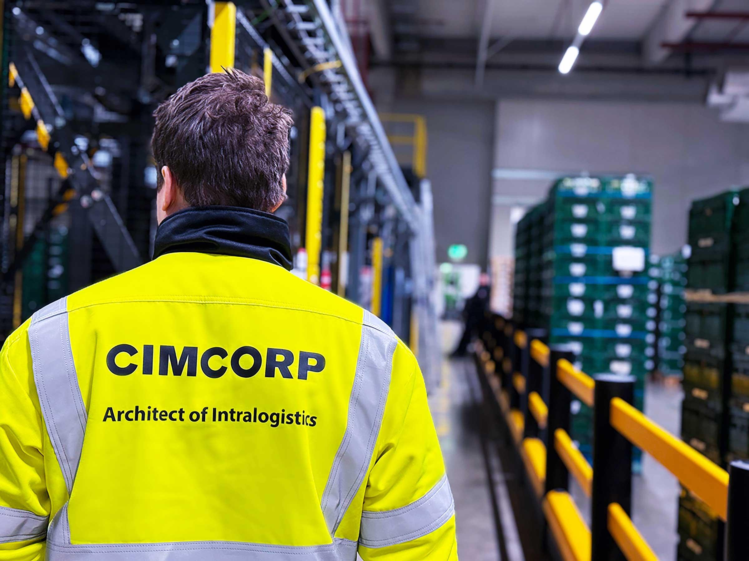 Cimcorper im Kundenumfeld bei Order-Fulfillment-Automatisierung