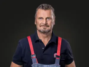 Service technician from the REMACLEAN department