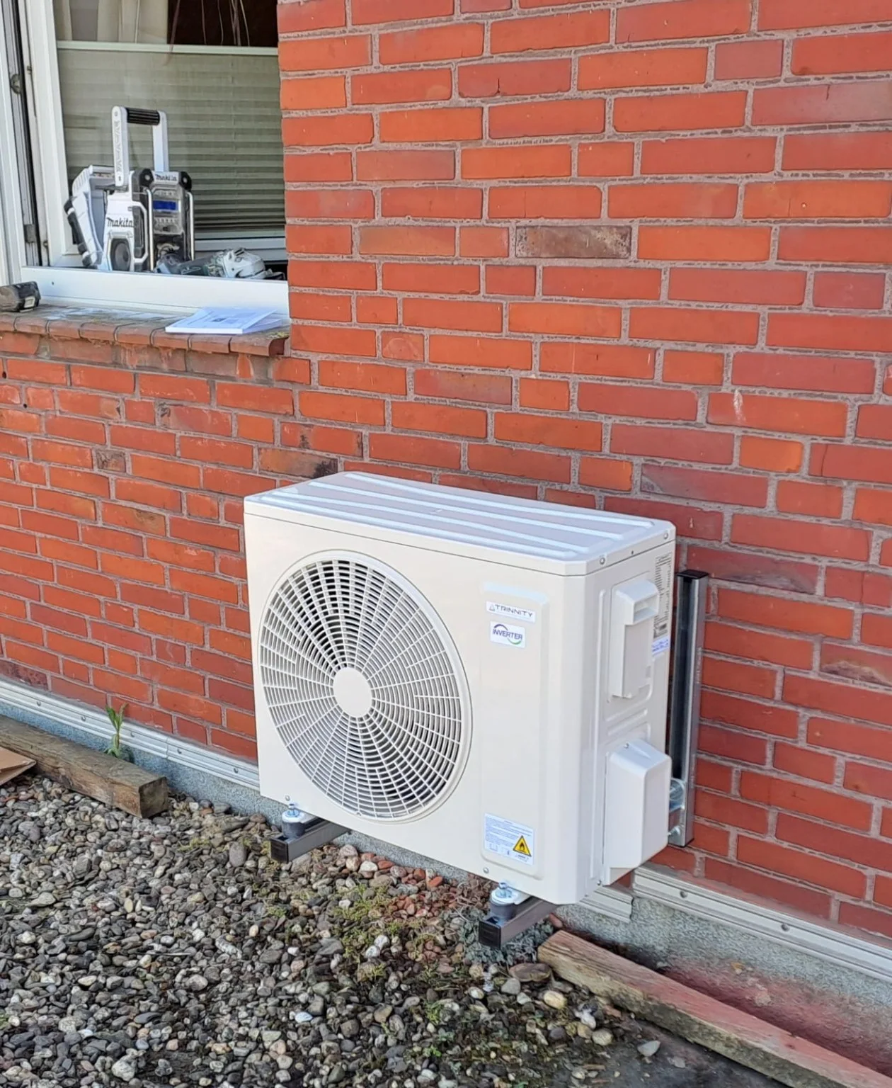 Split-Klimaanlage, Außeneinheit