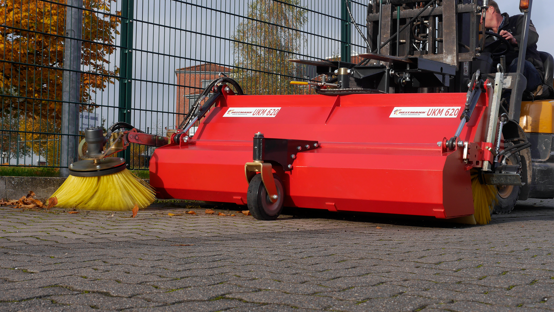 Kehrmaschine KM 800 Exclusiv MEGA