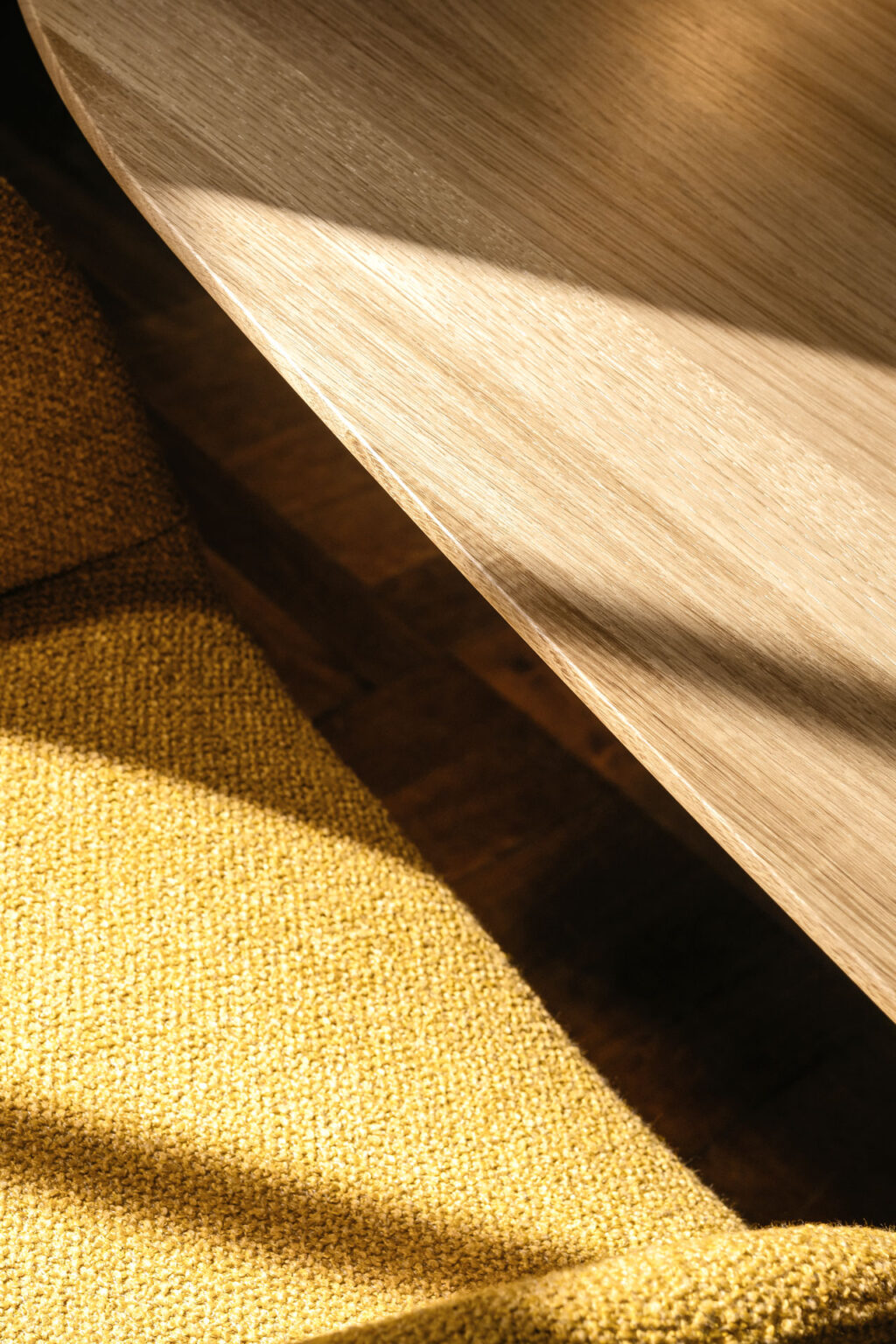 Table made of solid oak
