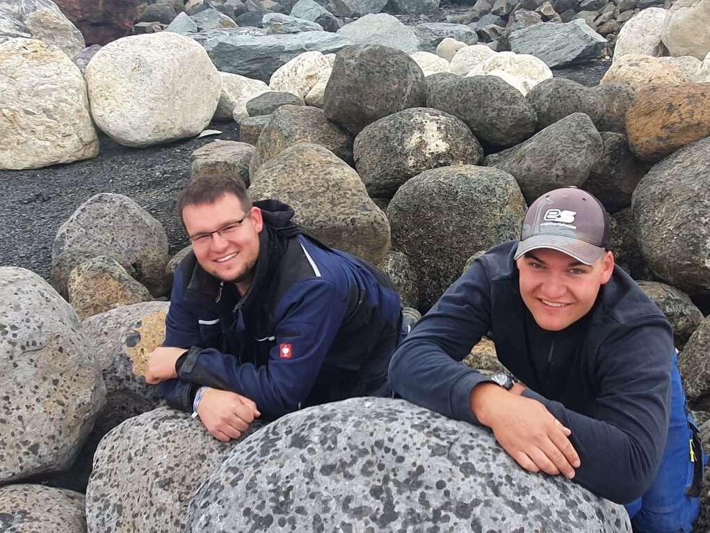 Findlingslager – Basalt-, Diabas- und Marmorfindlinge