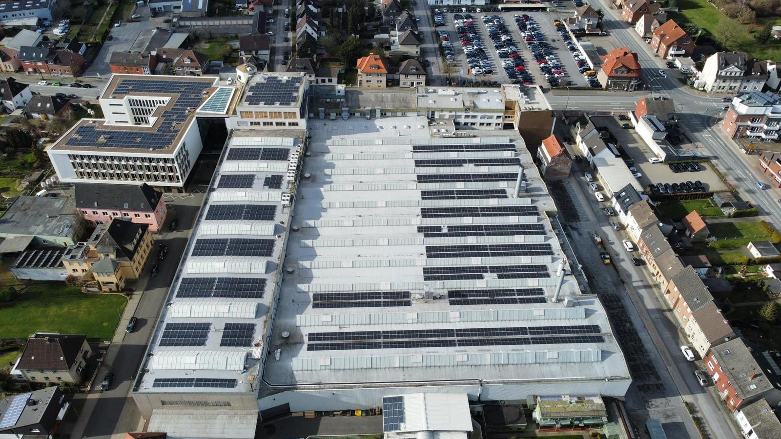 Flachdach-PV-Anlage Maschinenfabrik Schneider