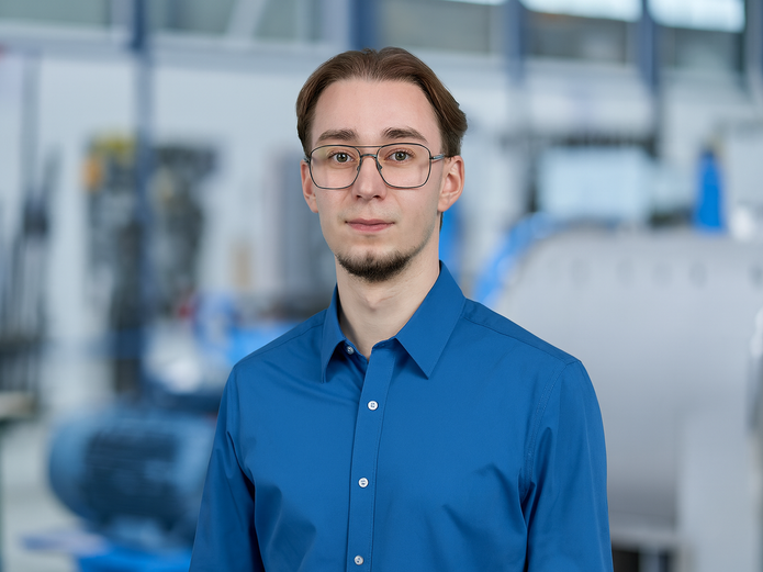 Jakub Dziurka, Kundendienst / Ersatzteile