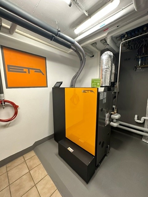 ETA Pelletheizung mit Sacksilo in Edenstetten