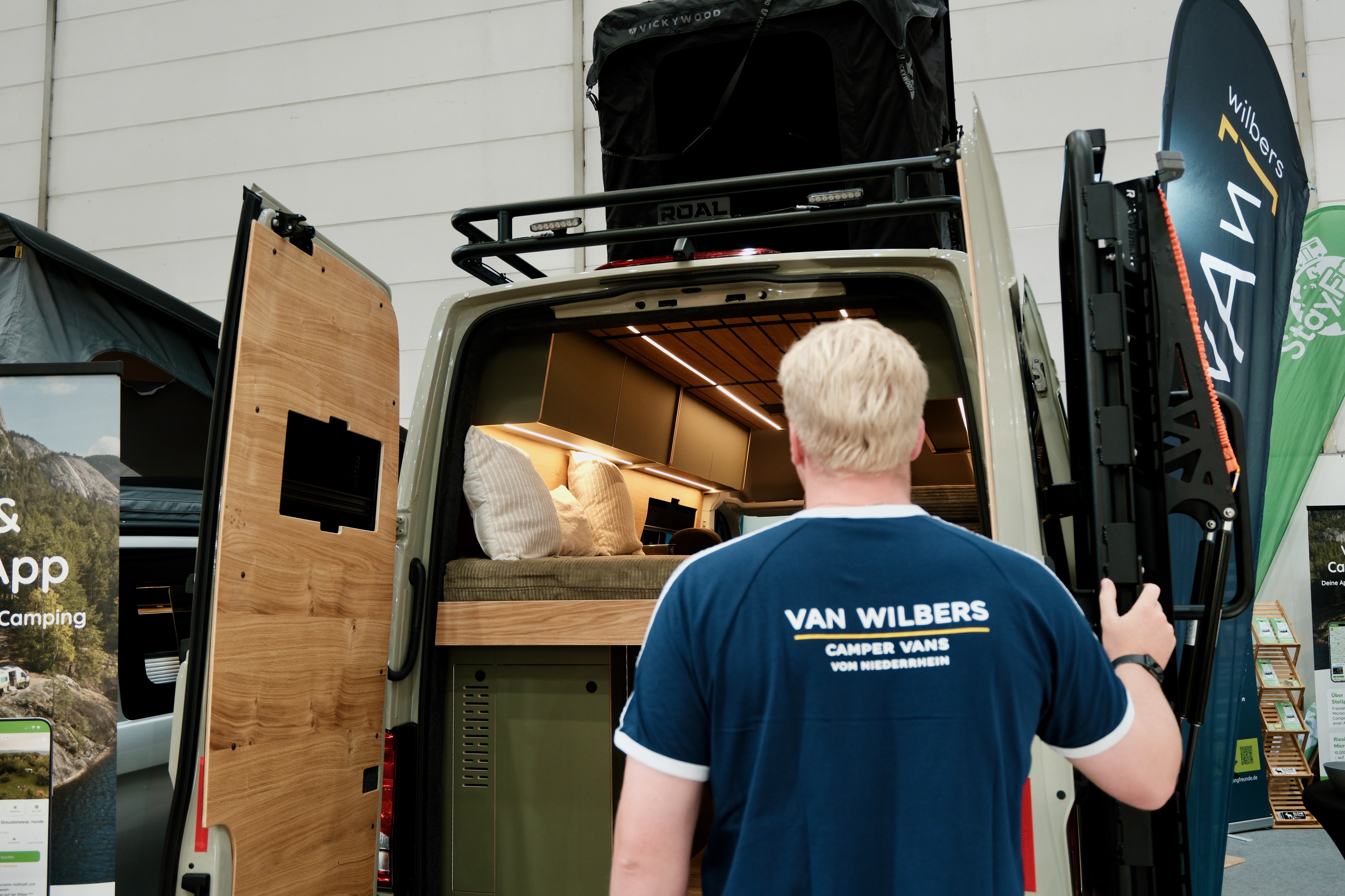 Camper-Ausbau mit Holzmodulen