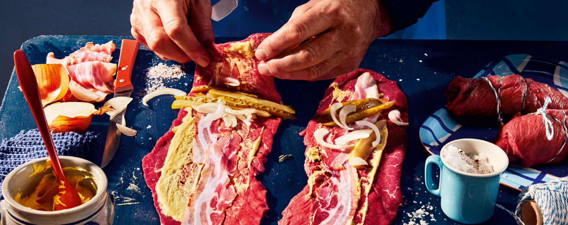 Roulade mit Gurke, Speck und Senf