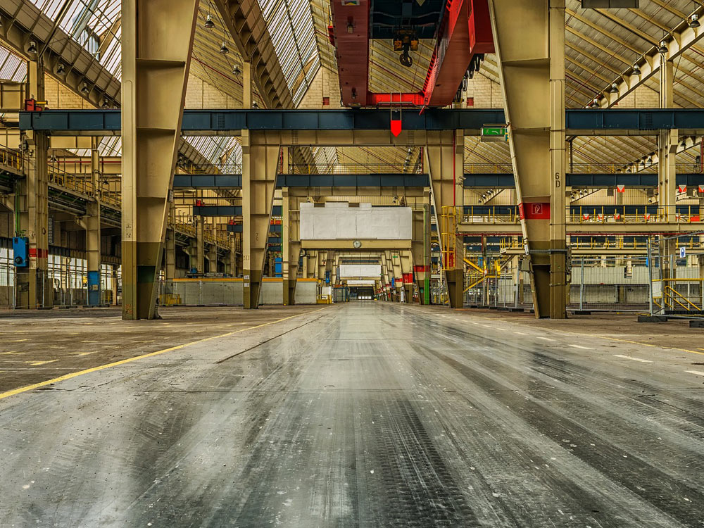 Elektroinstallation für Industriehallen