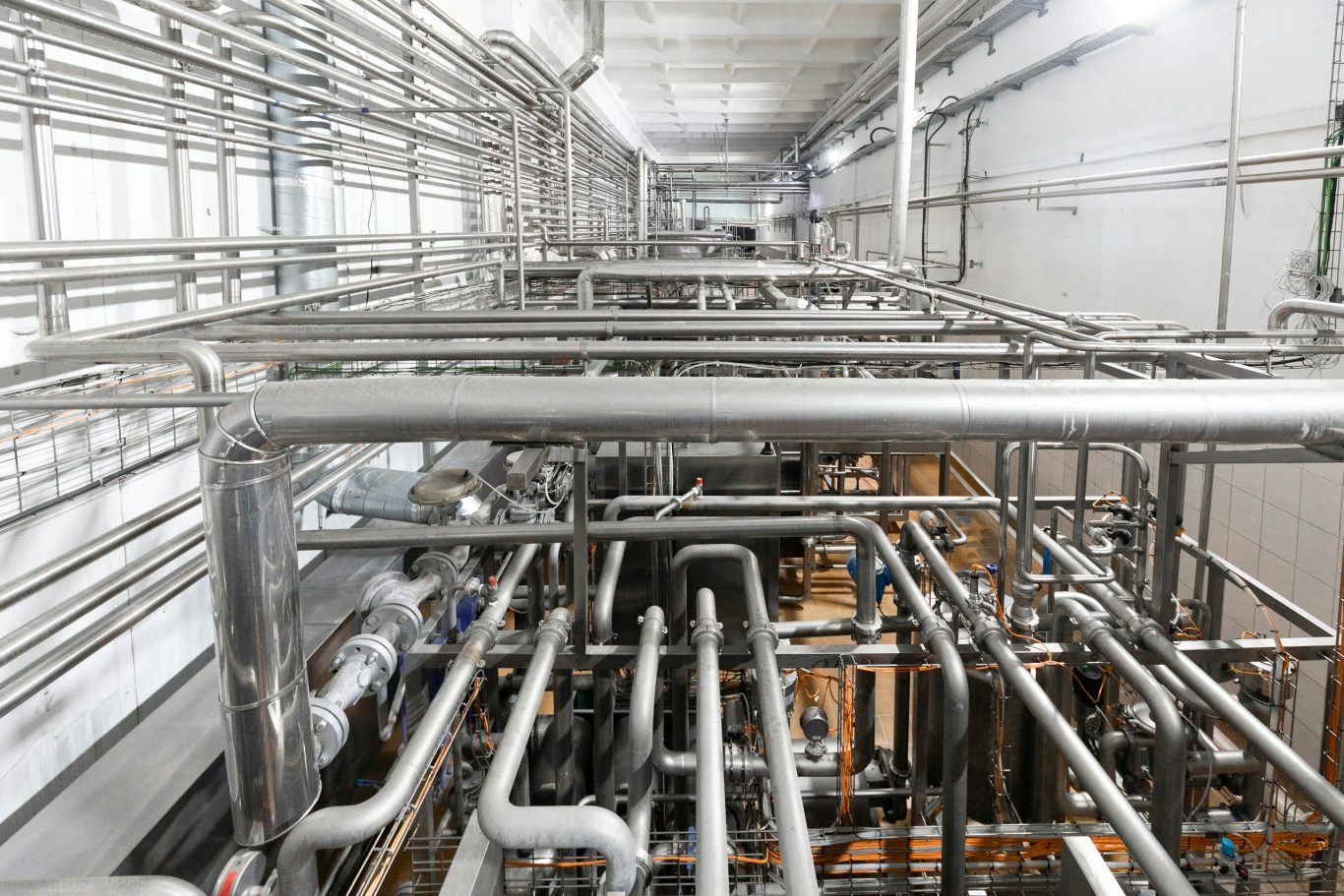 Rohrleitungssysteme mit Armaturen und Schweißverbindungen