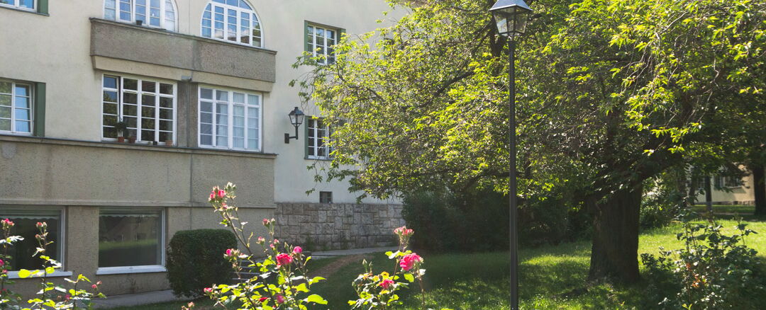 Jargeau-Mastleuchten für Wiener Wohnen
