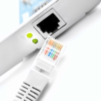 Netzwerk- und Servertechnik