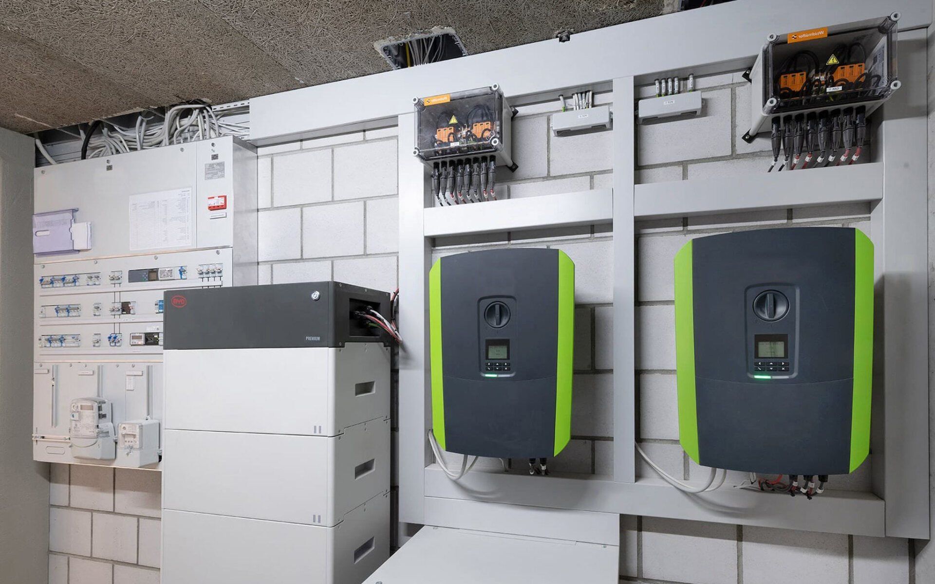 Montage erneuerbarer Energiesysteme