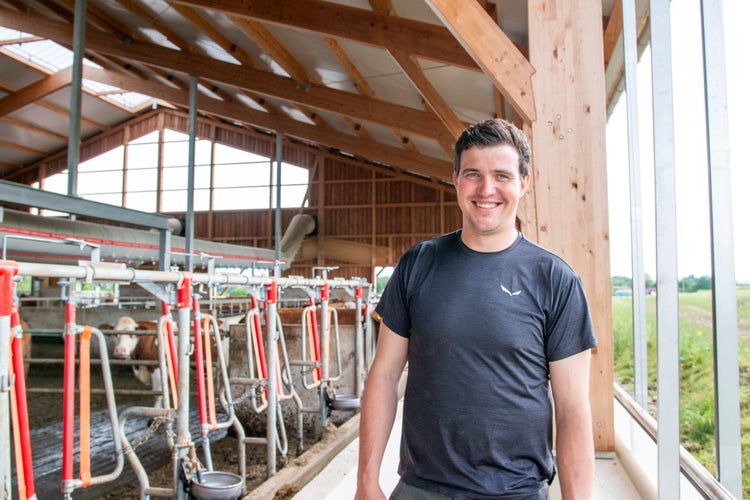 Referenzbetrieb Hartmann: Stallneubau mit feedstar