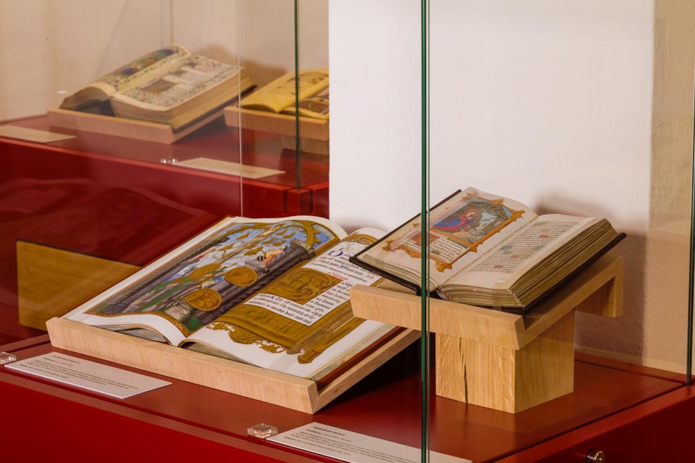 Lesepulte für Museumssaal