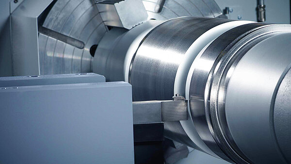 Walzenschleif- und Walzendrehmaschinen (Roll Grinding)