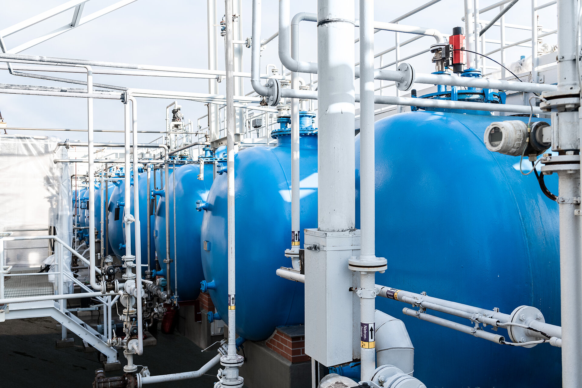 Tanklager der zinnorganischen Chemie