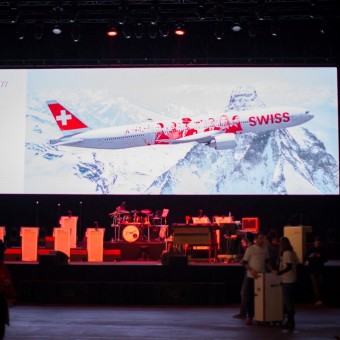 LED Display Referenz Swissair