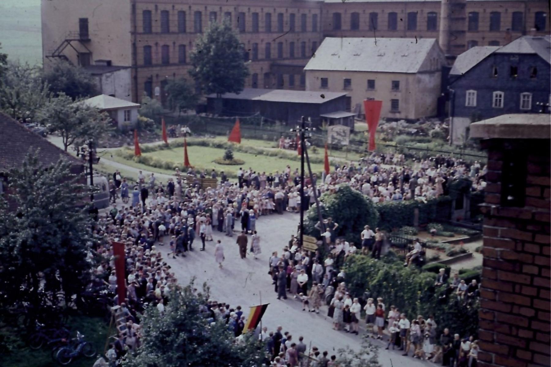 Historische Blumenfeste in Schönbach