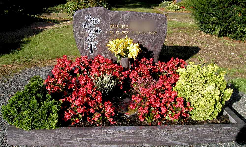 Grabeinfassungen