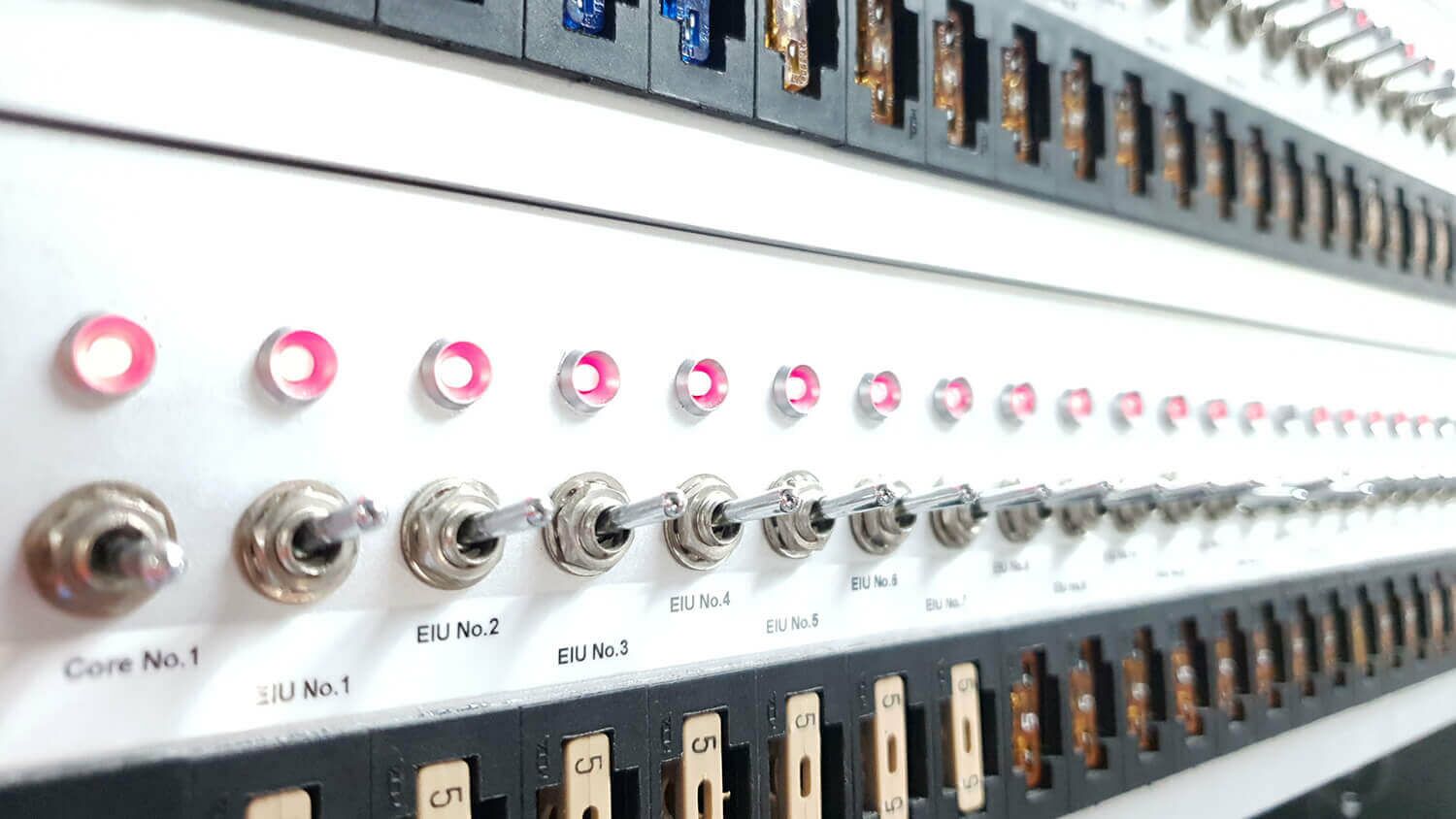 Softwareentwicklung für Flugzeuganwendungen