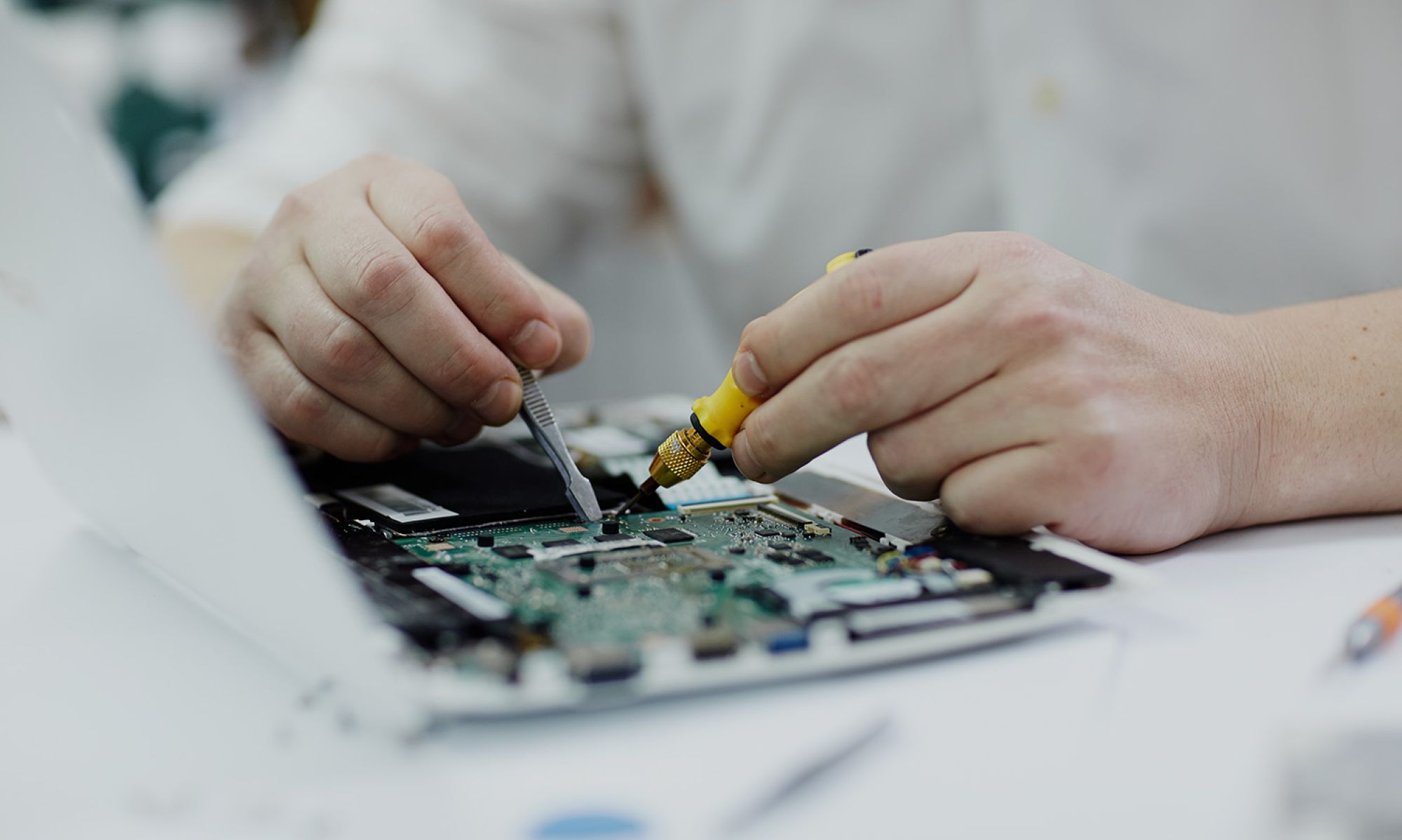 Hardware Service