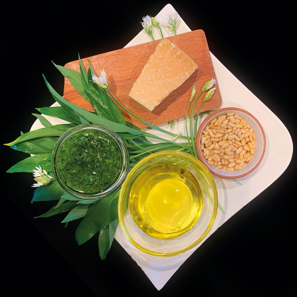 Wild garlic pesto