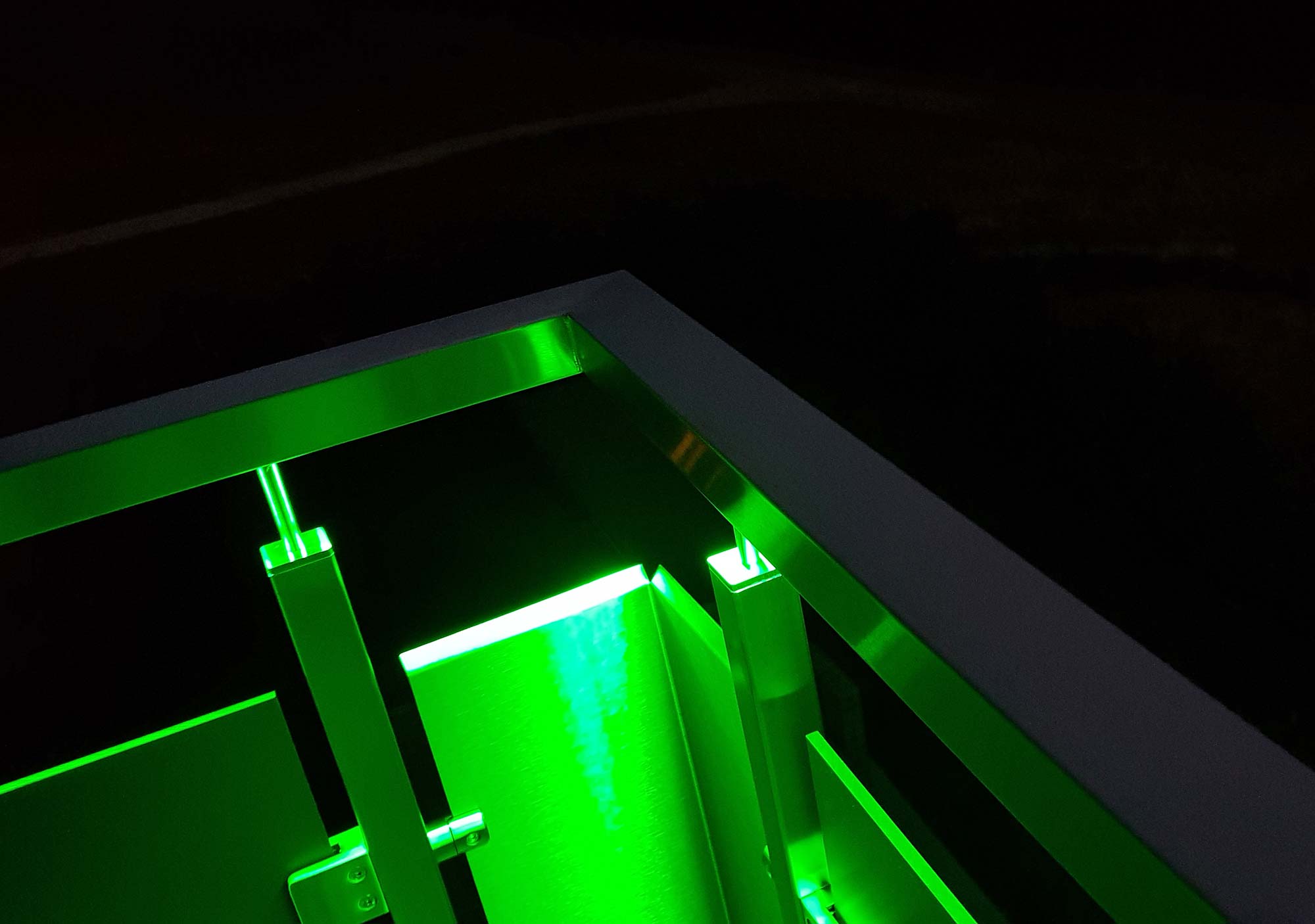 Rechteckiger LED-Handlauf