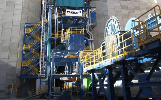 Semi-mobile Brechanlage mit Gyratory-Brecher