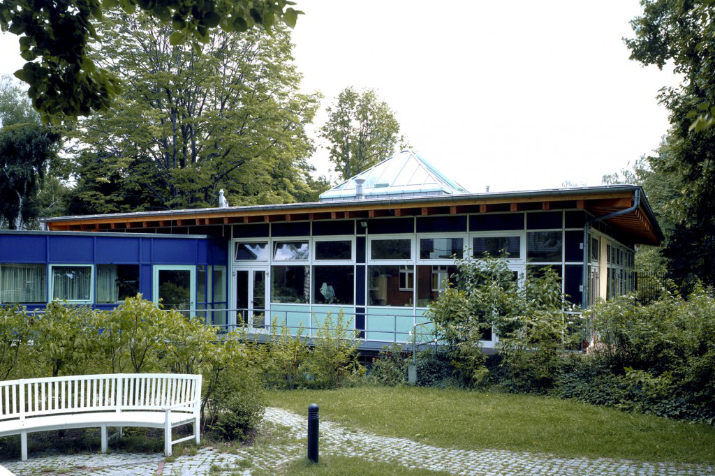 Tür- und Torbau