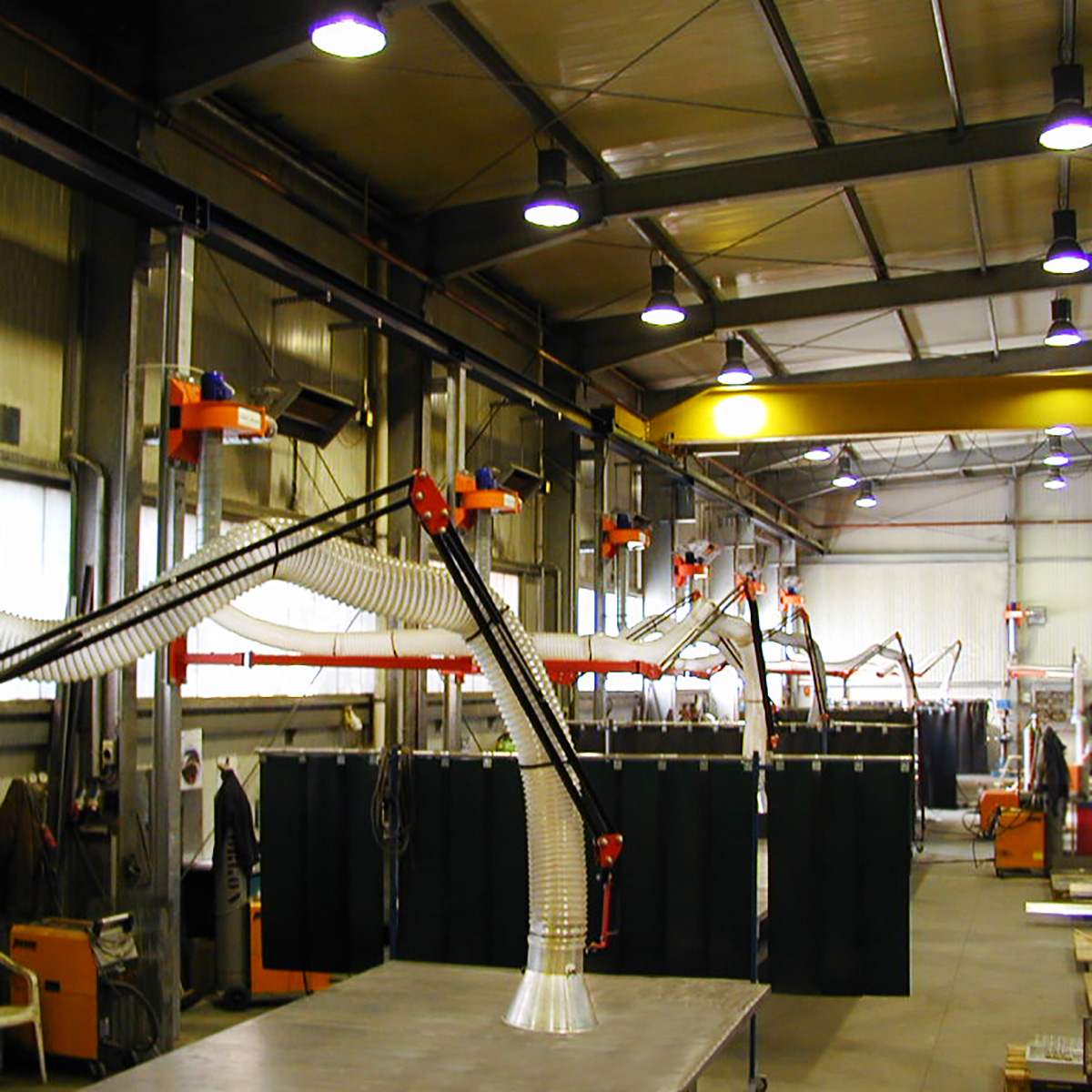 Extraction arms
