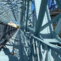 Restaurierte Hafenbrücke Dresden (Kleines Blaues Wunder)