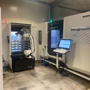 Gildemeister CLX 450 TC mit Stangenlader und Roboter Robo2Go
