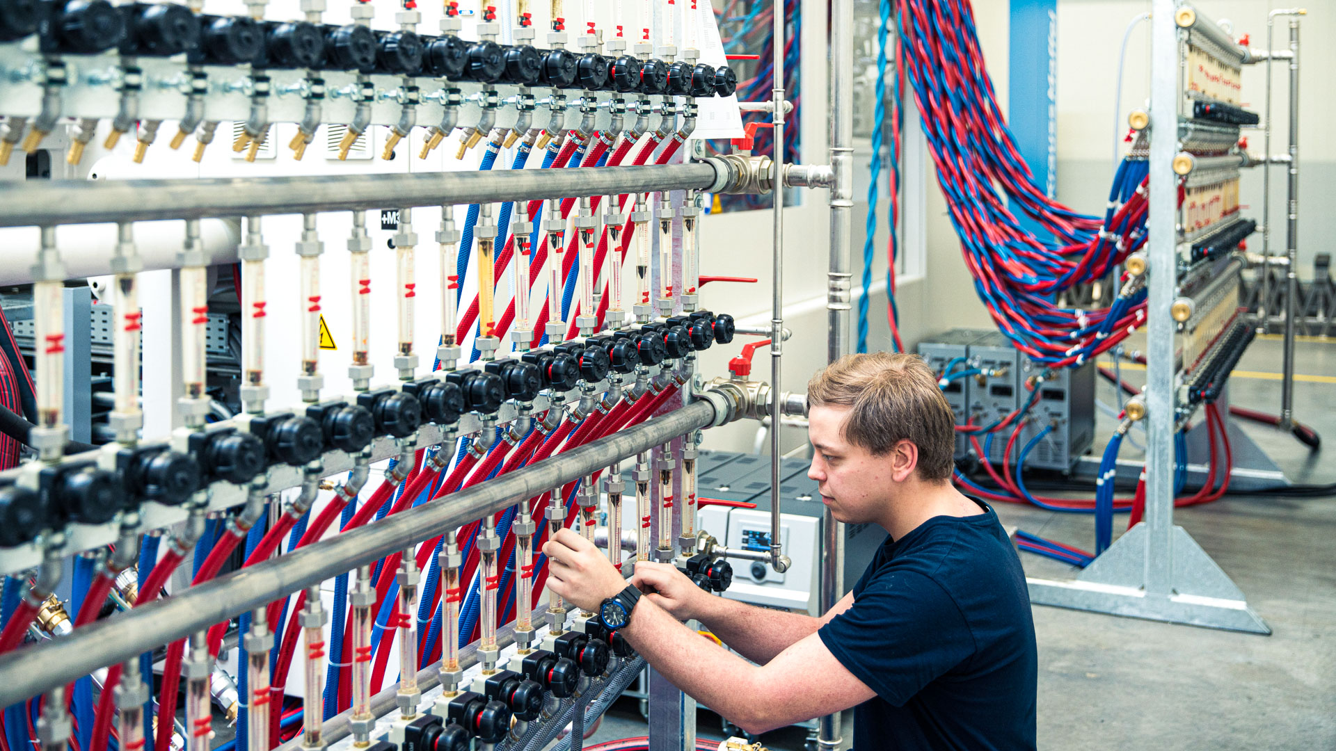 Erodiertechnik mit automatisierten Paletten- und Elektrodenwechslern