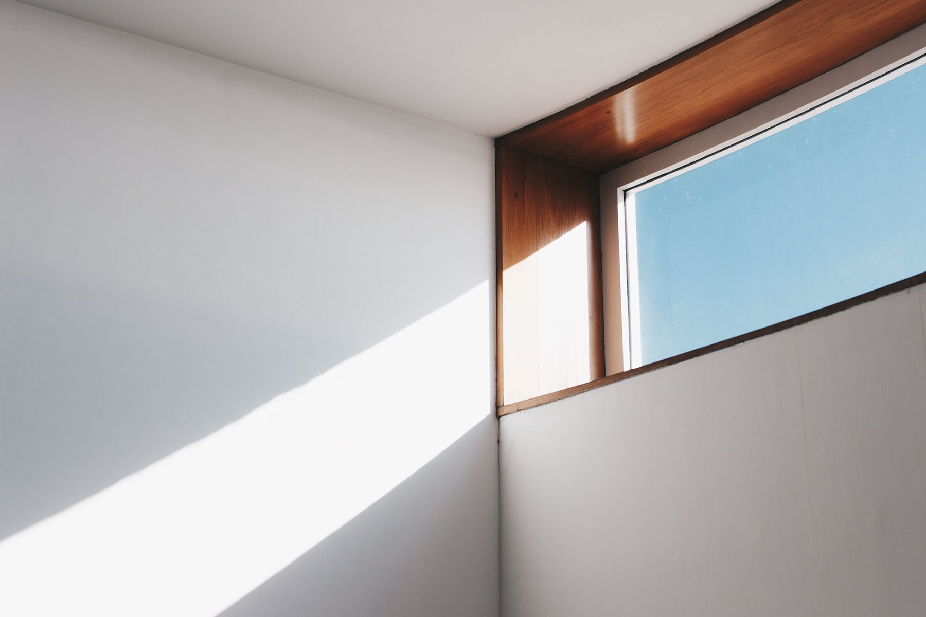 Fenster- und Türenbefestigung