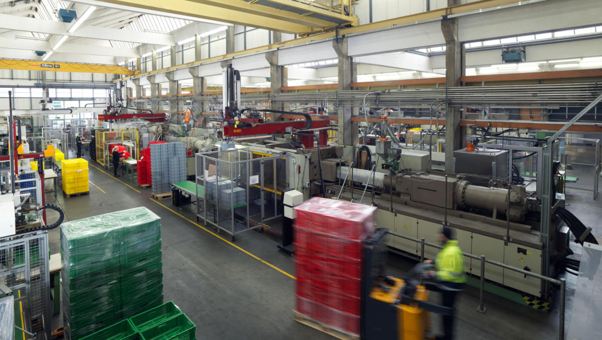 Produktionsanlage der WEZ Kunststoffwerk AG