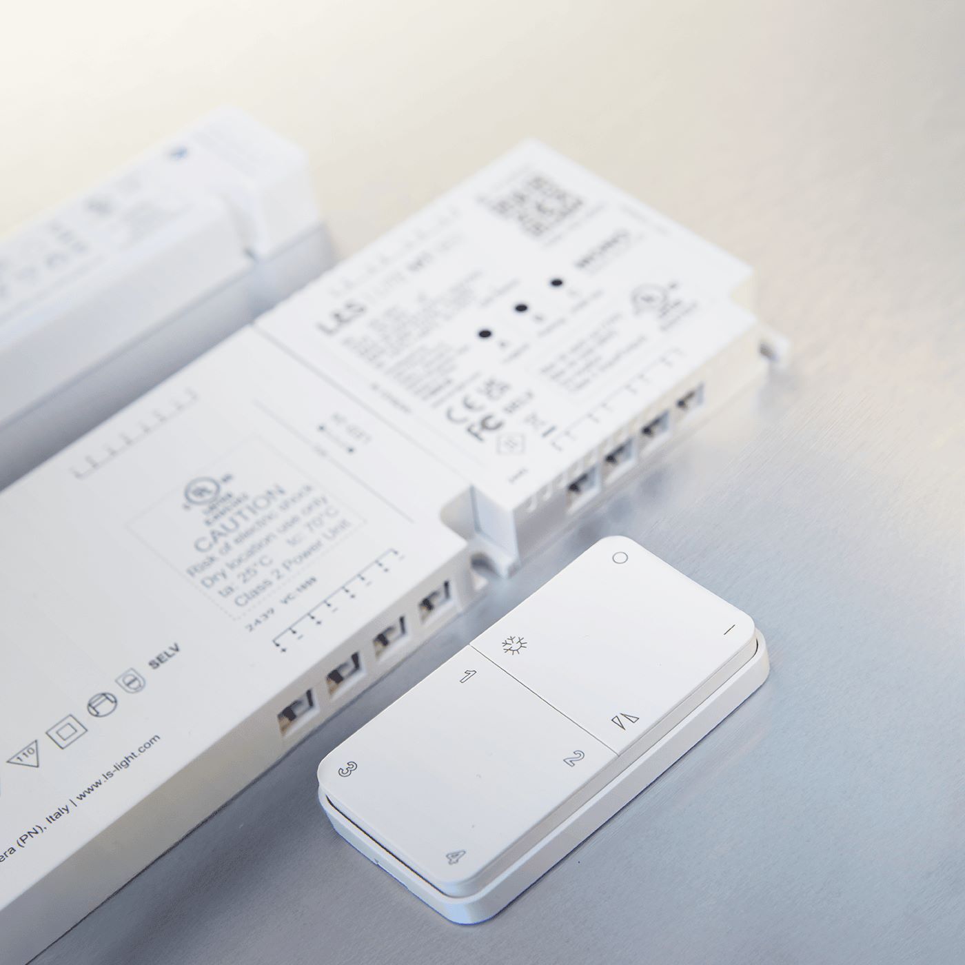 Mec Lite – Strom- und Steuerplattform