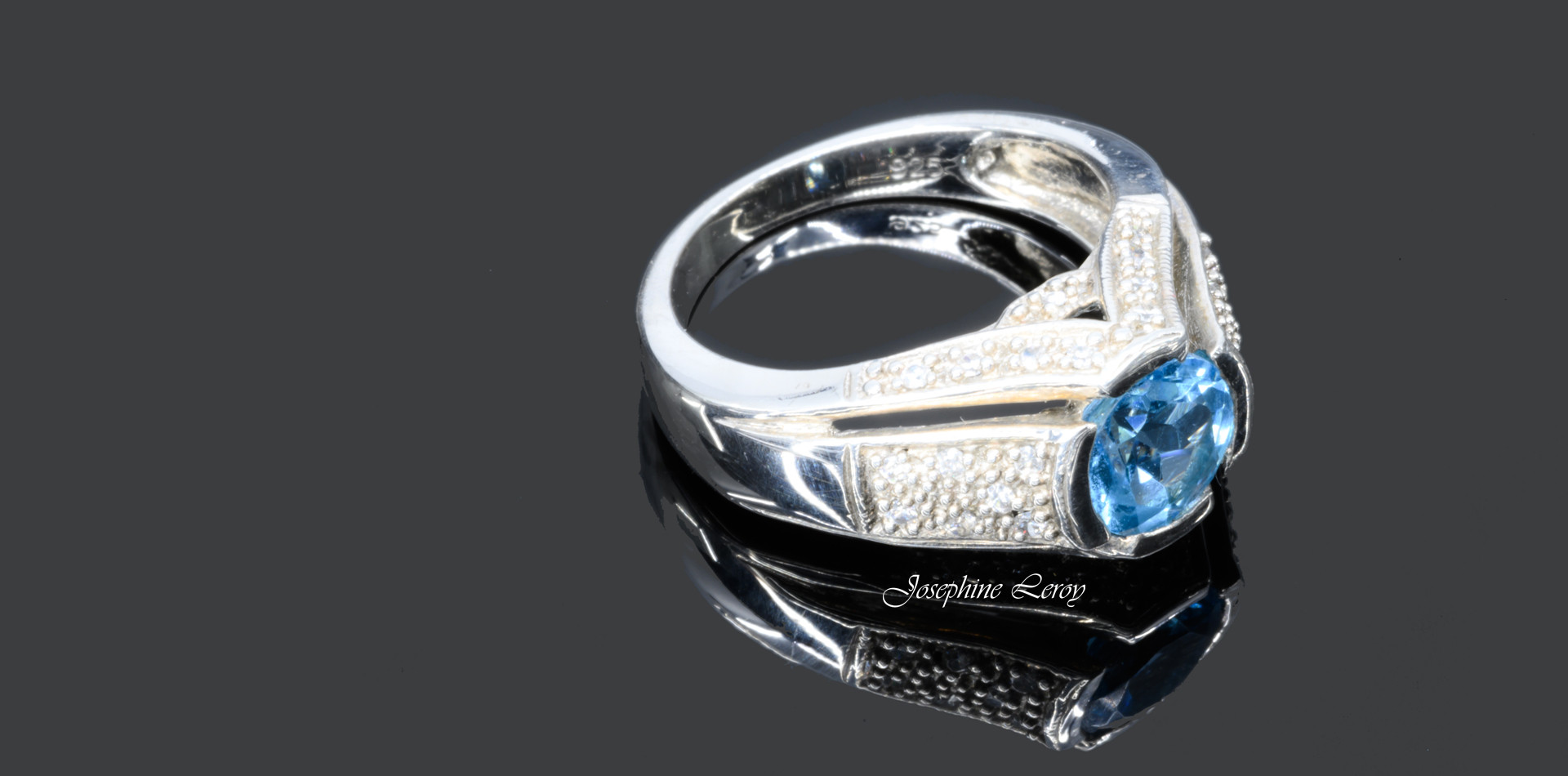 Ring London Topaz