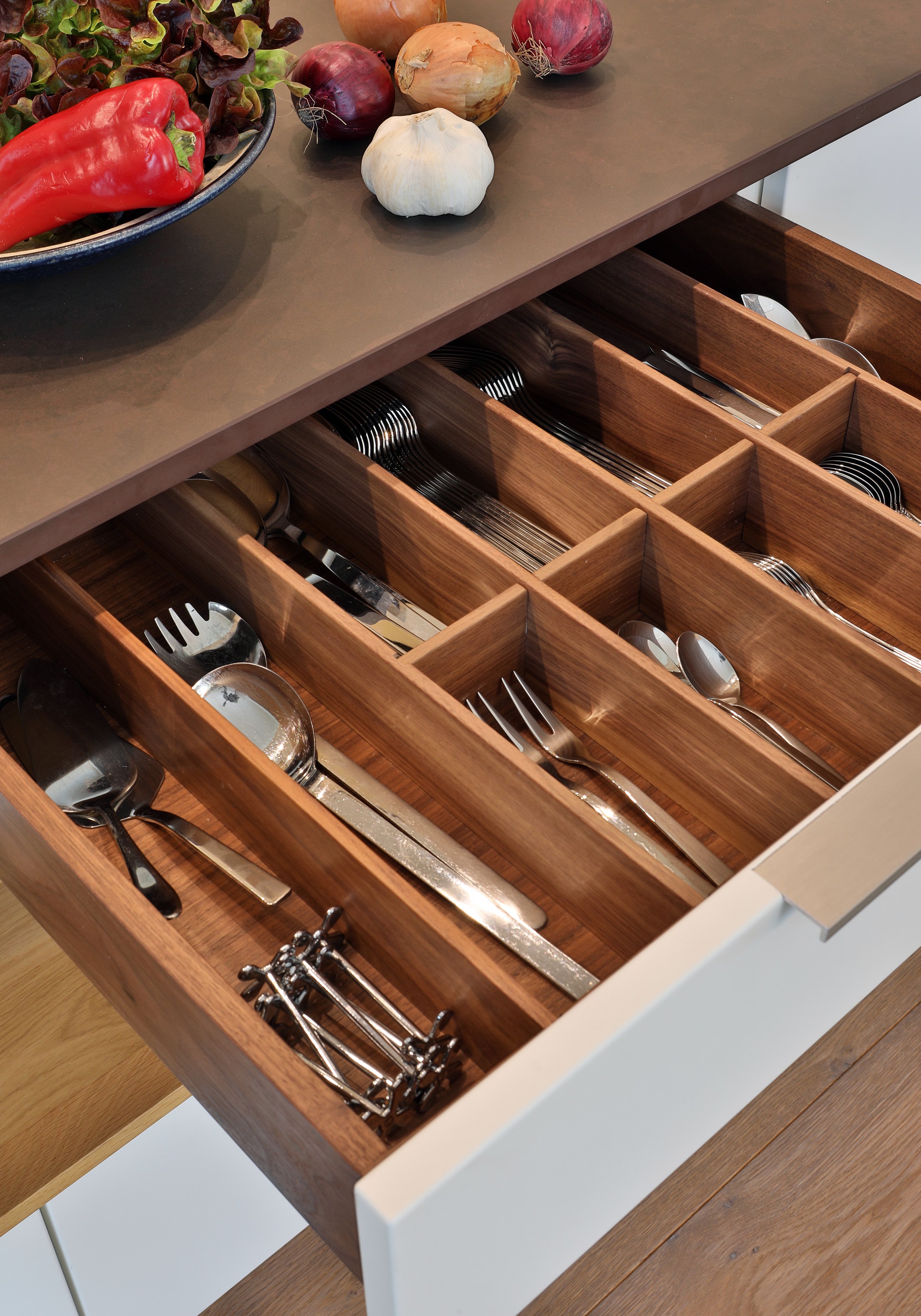 Kitchen drawer with individual compartments
