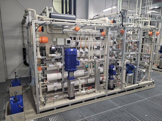 Ultrapure water system with reverse osmosis, EDI and ultrafiltration