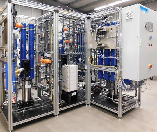 Reverse osmosis system operating theatre centre, Bezirkskrankenhaus Schloss