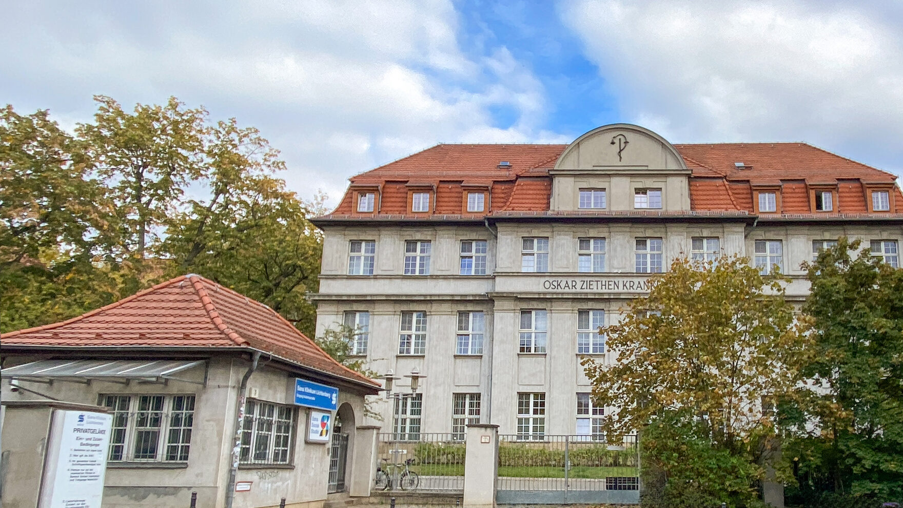 Austausch zweier Rückkühler am Sana Klinikum Lichtenberg