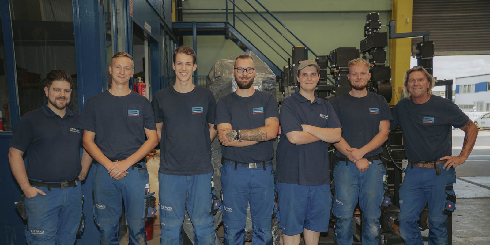 Team in der Werkstatt