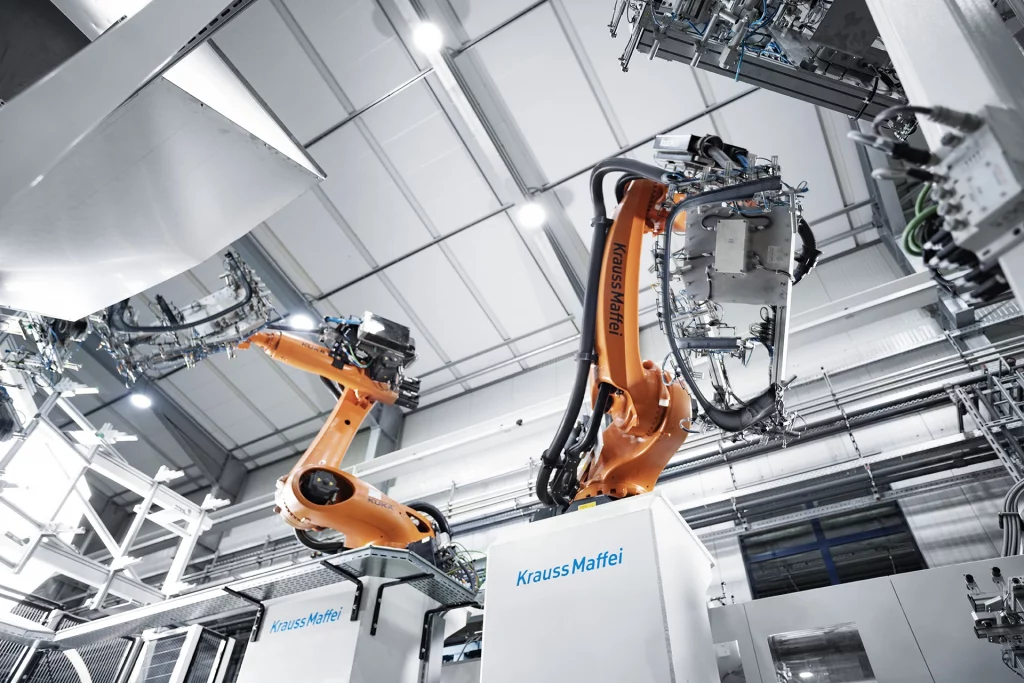 Spritzgussproduktion mit Roboterautomatisierung