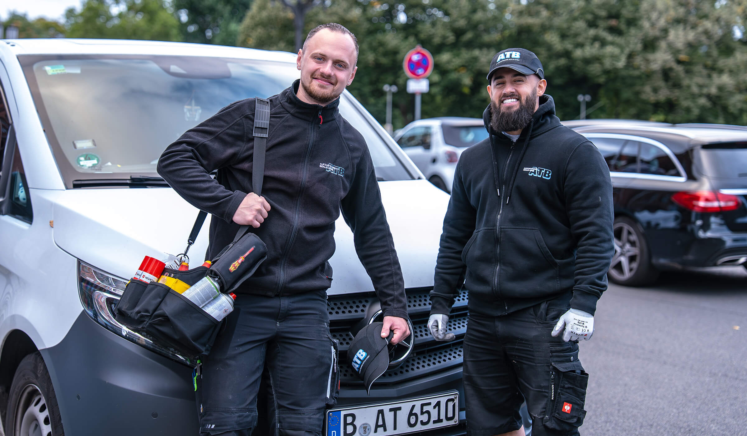 Team von ATB Aufzugtechnik Berlin